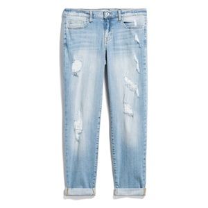 Carrie Distressed Girlfriend Jean